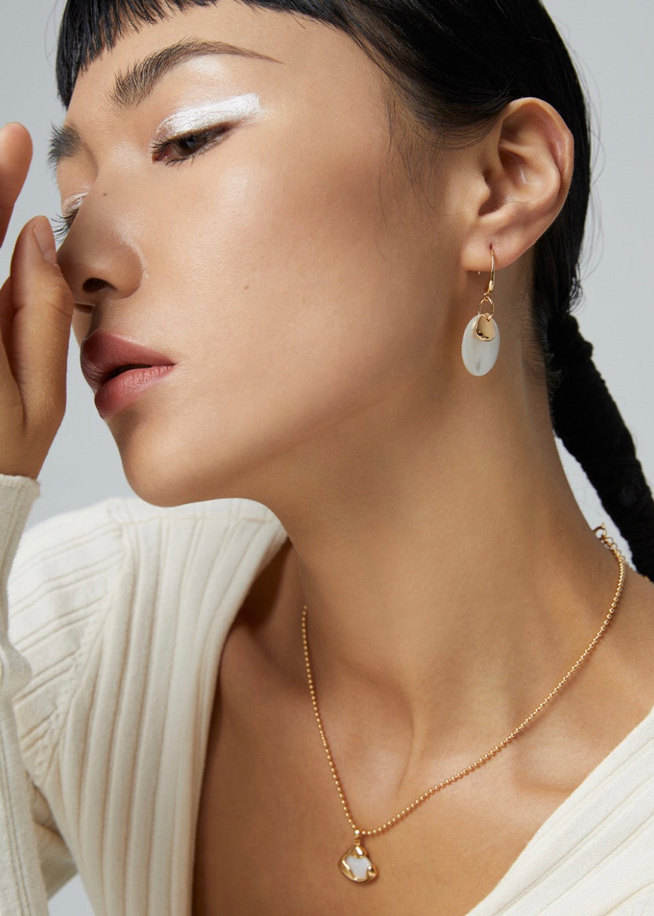 Mother-of-Pearl Silver Earrings